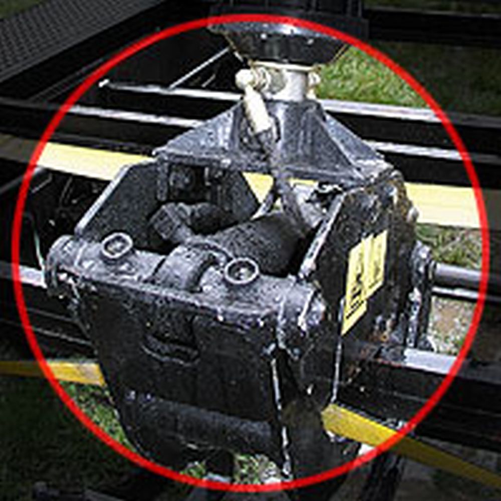 AM Machinery 36 Grapple Only